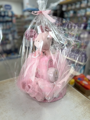 сет торта от памперси- момиче/момче