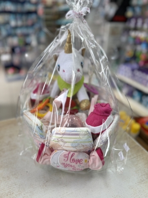 сет торта от памперси еднорог